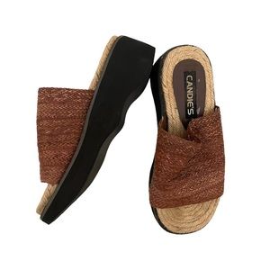 *SOLD* Y2K Candie’s platform sandals